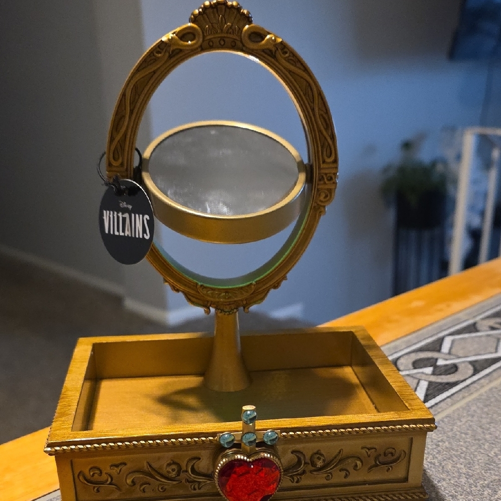 Disney Gold Mirror Jewelry Box with Red Heart - Picture 3 of 6